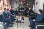 دیدار مدیر شعب بانک قرض‌الحسنه مهر ایران با فرماندار کرمانشاه