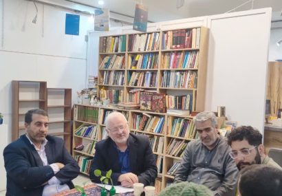 محفل غدیری انجمن ادبی یاد کرمانشاه برگزار شد
