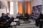 رییس دفتر نظارت استان کرمانشاه و کارکنان دفتر استان به دیدار خانواده معظم شهیدان «شریفی نسب» رفتند